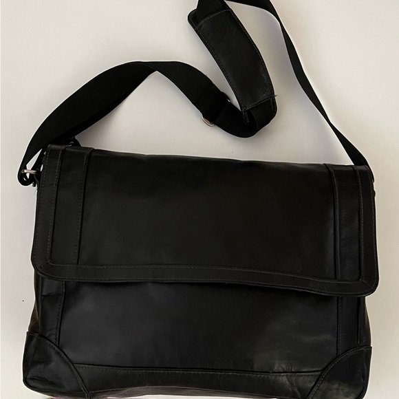 Wilson Leather Bags Wilson Leather Black Messenger Bag Nylon Strap